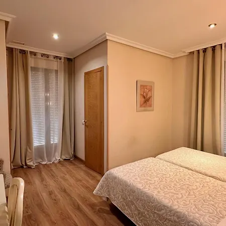 Hostal Toledo 2*